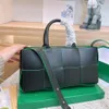 Crossbody Bags Designers Luxurys Cüzdan Tasarımcı Çanta Omuz Çantaları Lüks Crossbody Cüzdanlar Çanta Kadın Kadın Tote Sele Kepçesi Top çantası