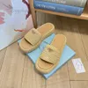 Designer chinelos de praia sandálias plana slides flip flops genuíno triângulo couro ao ar livre mocassins sapatos de banho beachwear chinelos preto branco