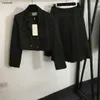 Designer Women Tracksuit Brand Ladies Chain Decoration Double Breasted Short Sight Jacket+Hög midja Overskirt 26 december