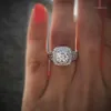 Anelli a grappolo Anello in oro bianco 14 carati con diamanti per le donne Anelli quadrati Bizuteria Matrimonio Bague Diamant Pietra preziosa Topazio Gioielleria raffinata Gir202b