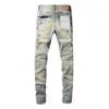 Jeans viola di marca High Street americana dipinti e usurati