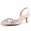 Sandálias Plus Size Stiletto Heel Apontou Toe Estilo Coreano Moda Clássico Vintage Salto Alto Mulheres Sapatos de Casamento de Ouro