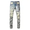 Jeans viola di marca High Street americana dipinti e usurati