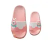 Slippers kinderzomerstijl voor jongens en meisjes antislip kleine baby thuis plastic zachte zool sandalen 4849