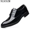 Italiano Patent Leather Shoes for Men Oxford Business Suit Wedding Office 2023 Coiffeur 231226