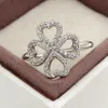 Anello di trifoglio fortunato all'ingrosso-romantico per anello portafortuna da donna di alta qualità in argento sterling 925 con diamante CZ con scatola regalo di compleanno6267579