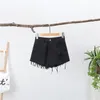 Grote maat mollige mm losse denim shorts voor dames zomer- en Koreaanse versies, hoge taille met gaten om slankheid te tonen, bontranden, wijde pijpen, A-lijn hotpants