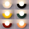 Lampes murales Lampe Nordic LED Chambre Chevet Simple Coloré Designer Creative Salon Allée Couloir Étude Éclairage Intérieur