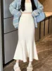 Dzianinowa długa spódnica kobiety Koreańska moda Syrenka z wysokiej talii Kobieta francuskie eleganckie marszczyki wysokiej talii Slim Wrap Hip Skirts 231226