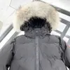 Juljacka Cananda Goosewomen's Canadian Down Jacket Women's Parkers vinter i mitten av längden över knä huva tjocka varma gooses rockar Chenghao01 806