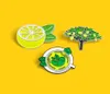 Albero di limone Tè verde Smalto Pin club Spille per camicia Borsa con risvolto Distintivo di frutta Gioielli di cartone animato Regalo per bambini Amici1082573