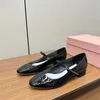 Роскошная дизайнерская повседневная обувь бренда обувь балетная обувь ретро -лук женская обувь женская обувь принцесса банкет свадебная обувь, плоская обувь