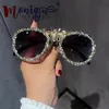 النحل الفاخر نظارة شمسية للسيدات 2023 المعدنية الإطار المعدني Rhinestone Retro Women's Sunglasses Men's Sunglasses Fashion Sunvisor Lens 231226