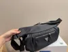 Bolso de diseñador de lujo, bandolera triangular de nailon, bolsos cruzados a la moda para hombre, bolsos de cintura negros, bolso de pecho, bolso de un solo hombro