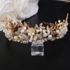 Coiffures à la main mariée cheveux accessoires or mariée fleur couronne mariage tête bijoux fille diadèmes cristal coiffure pour petite amie