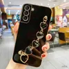 Cas de téléphone portable Placage de mode Love Heart Bracelet Chain Case pour S21 S20 Plus Ultra 5G Band Cover sur 21 20 S10