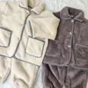 Kinder Flanell Pyjamas Kind Jungen Herbst Winter Plus Samt Verdicken Homewear Tops Hosen 2 stücke Mädchen Baby Lose Warme Hemd anzug 231226