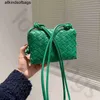 Mini Loops Bottegvenets Woven Crossbody äkta läderväskor kamera axel för kvinnor märke moln mode läder messenger kvinna stickningqq