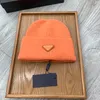 Designer beanie Luxe hoed Winter gebreide muts heren en dames Warme muts Veelzijdig hout Temperatuur Koud Pet Skimutsen Europa Tide 11 Kleur zeer goed