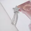 Броши минималистичный блестящий кристалл цепочка со звездами с кисточками для женщин унисекс корейская мода Egirl костюм рубашка брошь шпильки вечерние украшения