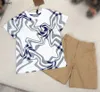Luxury Kids Tracksuit Baby Short Sleeved Suit Size 100-150 Designer Child T-Shirt och Multi Color Valfria Shorts Dec20