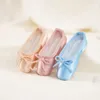 Keychains Ballet Inspired Keys Chain Pointe Shoes Pendant Keychain Alloy Material Keyrings For Dance Drop