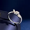 2024DESIGNER JEWELRY 925 STERLING SILVER DESILENR RINGE FOR LUXURY JEWELRY高品質のファッショントレンドカップルカップルギフトスタイルリングラブR GHG6