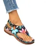 Sandales d'été pour femmes, chaussures de plage à Clip aléatoire, tongs plates à plateforme, pantoufles à la mode, 2024