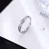 Mobius ring med enkel och unik design, full av stjärnor, knutöppning, dubbelskiktsring