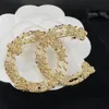 2023 C18K Goldplated Lotus Broş ile Rhinestone Sızdırmazlık Moda Soylu Broche Lüks Broş Tasarımcı Mücevherleri Yüksek Şişmanlık LA232V