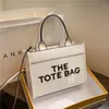 Tote Çanta Tasarımcı Çanta Omuz Çantaları Tasarımcıları Kadın Saman Saman Saman Saman Samanlı Çanta Lüks Çanta Lady Bags Alışveriş Çanta Büyük Moda Cüzdan Yüksek Kalite