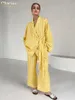 CLACIVE Casual Yellow Stripe Home Suits Eleganckie spodnie o wysokiej szerokości talii Zestaw Masowe koszule z długim rękawem Dwuczęściowy zestaw damski 231227