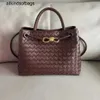 Bottegaaveneta Handbags andiamos Bags French Commuter Hand -Woven Womens Tote Bag 2024 New High Capacity One Shourdle Handbag Crossbody frj