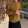 Maglioni da uomo Giacca casual lavorata a maglia con cerniera autunno inverno Maglione dolcevita sciolto tinta unita coreano senza genere con abbottonatura diagonale