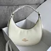 Nowy Olai Classic Old Flower Half Round Crescent Bailey Hobo Arcpit Moon 60% zniżki na sklep online