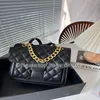 Sac de haute qualité Ringer Chain de luxe Mode classique Petit sac à dos épais Brand carré Hands Retro Wasson Designer Travel Bags pour femmes 10a