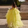 Vestidos casuais muito amarelo exuberante tule festa de baile sem alças babados malha longa ocasião formal 2023 casamento vestido de noiva personalizado