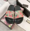 Męskie buty designerskie kapcie kobiety Sandały Kwiaty gumowe szkielet luksusowy marka kwiatowe letnie mokasyny plażowe dna zbiorowe suwaki z pudełkiem 1232