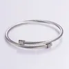 Bracelet de manchette en fil d'acier inoxydable de haute qualité pour hommes, bijoux réglables à la mode, articles cadeaux d'anniversaire pour femmes