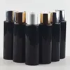 Butelki do przechowywania 20pc/partia 100 ml czarny plastikowy kosmetyk ze złotymi aluminiowymi czapkami z kradzieży szamponu szampon