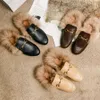 Designer shoes Fury slippers for women wearing autumn winter Mueller shoes flat wool integrated half slippers shoes fur shoes Furry slipper UA9Nl