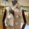 New Design Woman Cashmere Game on Scarf The Ultimate Scarf Winter Scarves SHAWLS SHAWLS BIG LETTRE MODE PRINT ANIMAL PHADMINAS AU CALOS