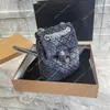 Wysokiej jakości małe laptopowe plecak Crossbody Bags Torby dżinsowe luksurowe bokbag luksusowe kobiety czarne torebki pikowane torebki 23 cm projektanci