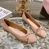 Luxury Designer Flats Loafers Embossed Series New Patent Leather Ballerina Round Toe Womens Ballet Sandal