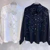 Blouses pour femmes 2024 Spring Chic White Shirt Women Organza broderie Perle à paillettes de fleurs tridimensionnelles et en hausse