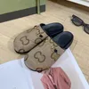 مصمم الشرائح الفاخرة المصمم المطبوعة Baotou Flat Sandals Letters Slippers Fashion Fashion Women Sandals Real Leather Flip Flop أحذية عارضة أحذية أحذية أحذية