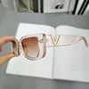 Lunettes de soleil pour femmes mode empêcher le rayonnement Lunettes de soleil Luxury Géométrie blanche Femme Cool Brand pour femmes vendant des lunettes de soleil de renommée mondiale UV400 avec boîte