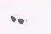 2024 Designer lyxiga solglasögon för kvinnor och män ny logotyp y samma stil glasögon klassiska kattögon smala ramfjärilar med låda med låda