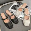 Sandaler varumärkesdesigner Cane Knitting Women Square Toe smal band Slip on Summer Shoes Med-High Heels Weaved Gladiator Sandalias