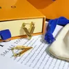 Urok damski 18K złote kolczyki marka litera miłosna kolczyki projektant moda europejska celtycka biżuteria luksusowy prezent na przyjęcie weselne ACCES298R